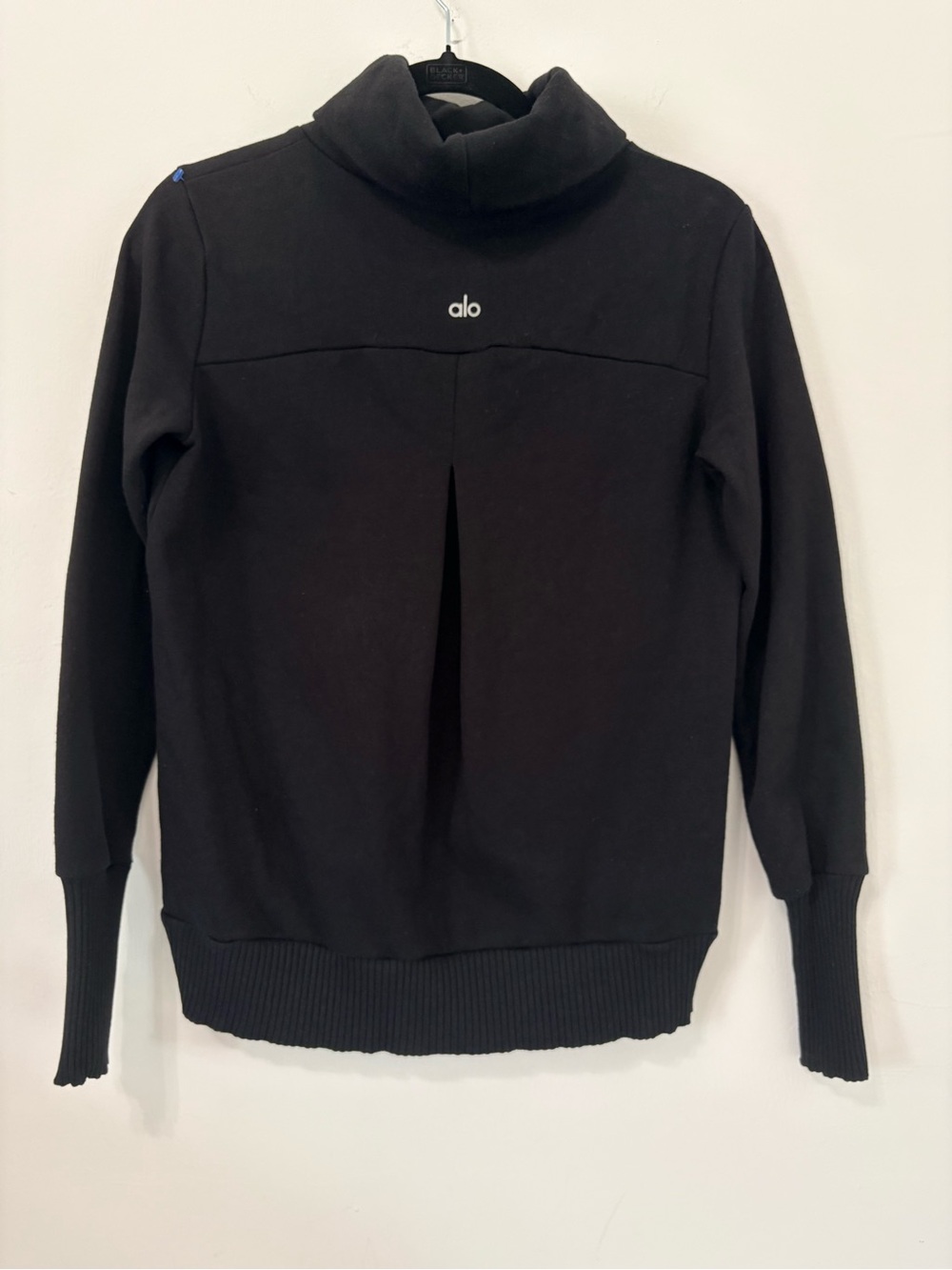 Alo Yoga Haze Funnel Neck Pullover Sz XS Black EUC - Picture 7 of 12